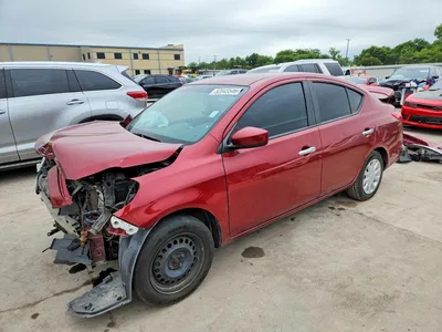 2019 NISSAN VERSA SV, фото 1, лот 10732756