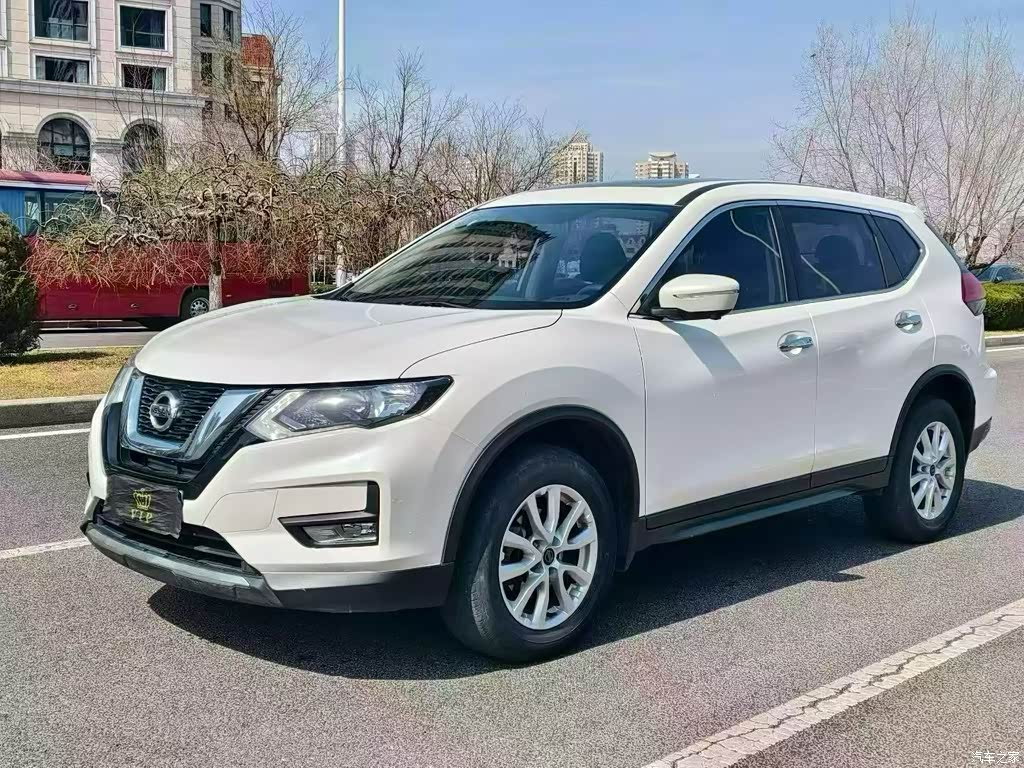 2017 Nissan X-Trail 2.0L CVT Comfort Edition 2WD, фото 1, лот 11219172