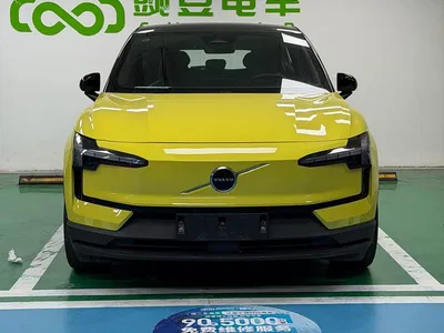 2025 Volvo EX30 RWD Long Range Ultra, фото 2, лот 10393525