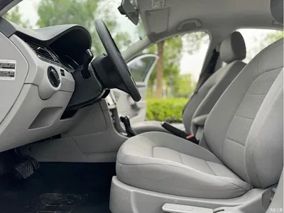 2014 Volkswagen Bora 1.6L Automatic Fashion Edition, фото 4, лот 10471488