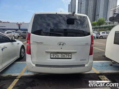 2020 Hyundai Starex Van 3-Seater, фото 2, лот 10192704