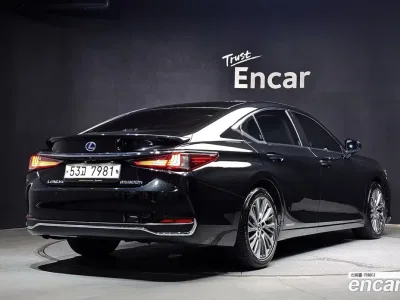 2019 Lexus ES 300h Luxury, фото 2, лот 10225275
