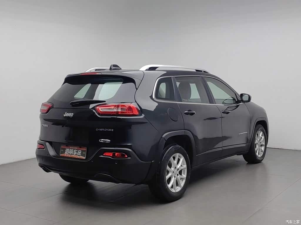 2016 Jeep Cherokee 2.0L Superior Edition, фото 2, лот 11197655