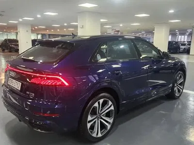 2023 Audi Q8 55 TFSI Quattro Premium, фото 1, лот 10105575