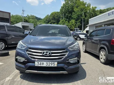 2017 Hyundai Santafe Diesel 2.2 2WD, фото 1, лот 10097774