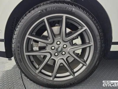 2025 Land Rover Range Rover Velar 3.0 P400 Dynamic HSE, фото 4, лот 10104712