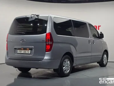 2021 Hyundai Starex Van 3-Seater, фото 1, лот 11079020