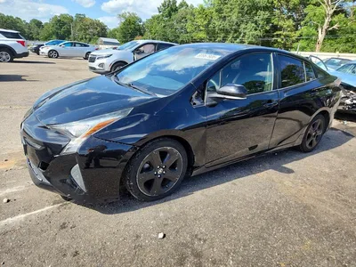 2017 TOYOTA PRIUS TWO, фото 1, лот 10576258