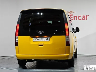 2022 Hyundai Staria Tourer 11-Seater, фото 4, лот 10143998