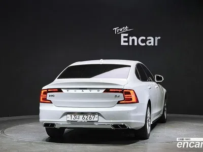 2017 Volvo S90 D4 Momentum, фото 4, лот 10128819