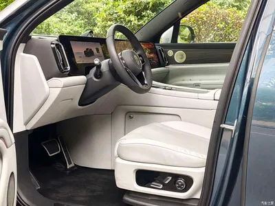 2024 AITO Wenjie AITO M9 Extended Range Ultra 42kWh 6-Seater, фото 4, лот 10278387