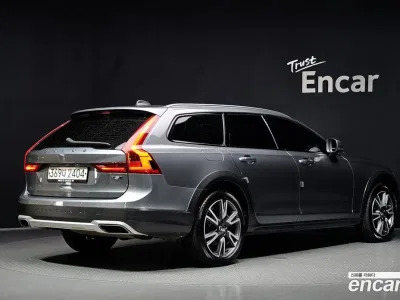 2020 Volvo V90 T5 Pro AWD, фото 2, лот 10221371