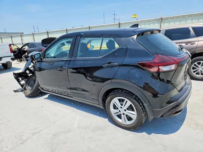2025 NISSAN KICKS PLAY S, фото 2, лот 10896171