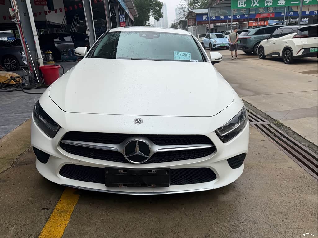 2018 Mercedes-Benz CLS 300 Dynamic, фото 2, лот 11136446