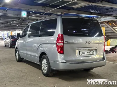 2019 Hyundai Starex Van 3-Seater, фото 4, лот 10398520