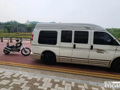 2003 Chevrolet Chevy Van 9-Seater, фото 1, лот 10120015