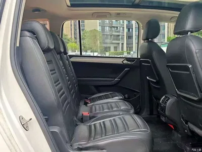 2018 Volkswagen Touran L 280TSI DSG Elegance 7-seater, фото 4, лот 11141346