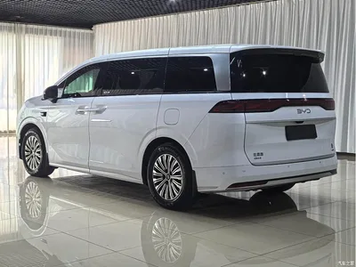 2025 BYD Xia DM-i 1.5T 180km Surpass Edition, фото 4, лот 10246860