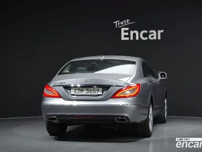 2012 Mercedes-Benz CLS-Class CLS350 BlueEFFICIENCY, фото 4, лот 10221606
