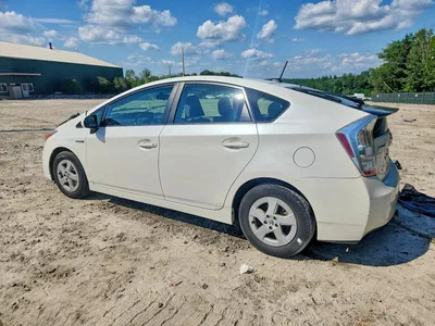2011 TOYOTA PRIUS THREE, фото 2, лот 10538210