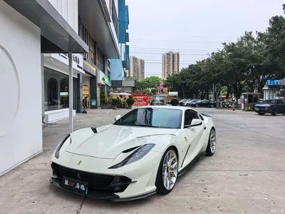 2017 Ferrari 812 6.5L Superfast, фото 1, лот 10448285