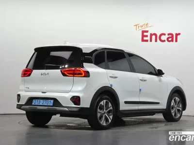 2024 Kia Niro Earth, фото 2, лот 10080402