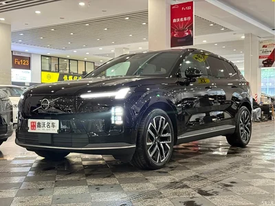 2026 Volvo XC70 Plug-in Hybrid 4WD Ultra Long Range Plus, фото 1, лот 11247800