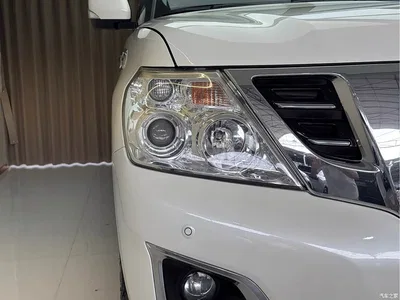 2018 Nissan Patrol 4.0L Leadership, фото 4, лот 10340108