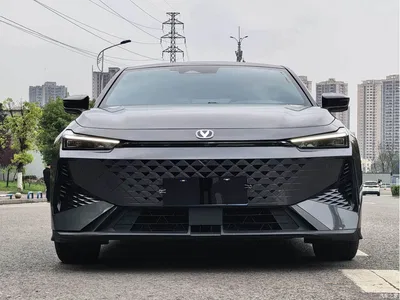 2024 Changan UNI-V 1.5T Deluxe, фото 2, лот 10247674