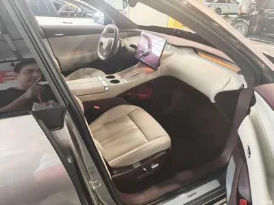 2025 Xiaomi Auto Xiaomi YU7 Extended Range AWD Pro, фото 4, лот 10373102