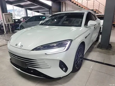 2024 BYD Seal Glory Edition DM-i 1.5L 121km Prestige, фото 1, лот 10331401