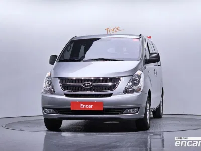 2015 Hyundai Starex 12-Seater Wagon, фото 2, лот 10193152