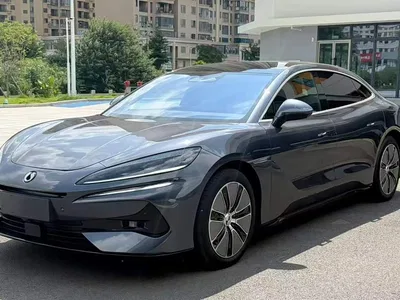 2024 Denza Z9 Model 1100km AWD Max Edition, фото 2, лот 10615390
