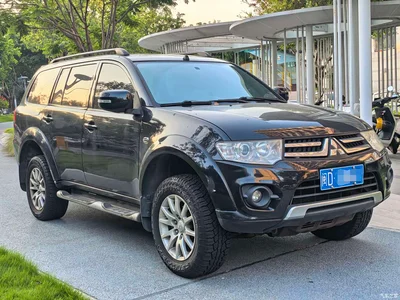 2013 Mitsubishi Pajero Sport 2.4L Manual 2WD Comfort, фото 3, лот 11177177