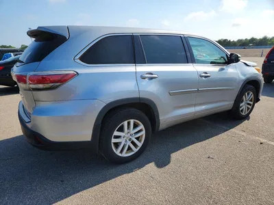 2015 TOYOTA HIGHLANDER LE, фото 3, лот 10540235