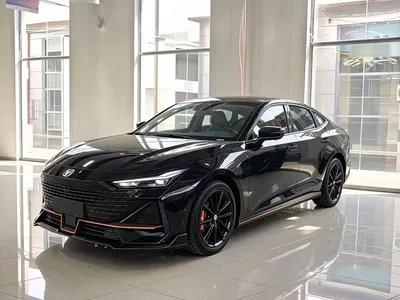 2022 Changan UNI-V 1.5T Sport Edition, фото 1, лот 11217589