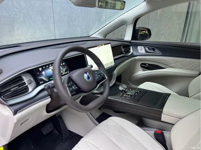 2024 Denza D9 DM-i 980 AWD Prestige, фото 4, лот 10357249