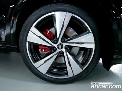 2025 Audi Q5 40 TDI Quattro S Line Black Edition, фото 4, лот 10146240