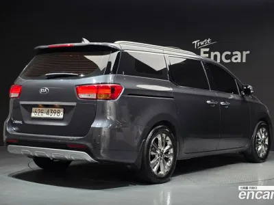 2015 Kia Canival 9-seater Prestige, фото 2, лот 11182421
