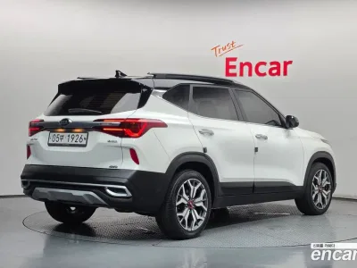 2020 Kia Seltos Gasoline 1.6 Turbo 4WD, фото 2, лот 10517196