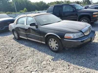 2004 LINCOLN TOWN CAR ULTIMATE, фото 4, лот 10970229