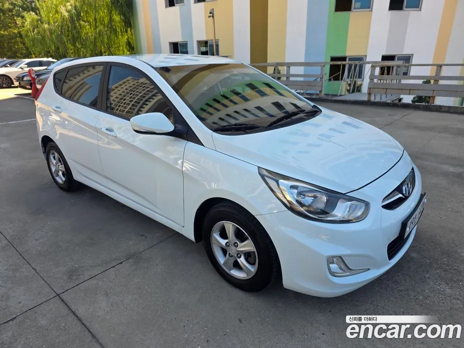 2012 Hyundai Accent Diesel WIT 1.6 VGT Premier, фото 3, лот 10889358