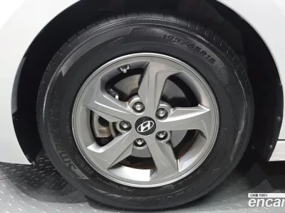 2018 Hyundai AVANTE 1.6 GDI Smart, фото 4, лот 11051853
