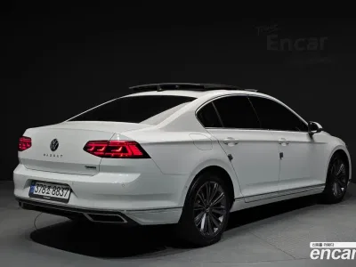 2022 Volkswagen Passat 2.0 TDI 4Motion Prestige, фото 2, лот 10112783