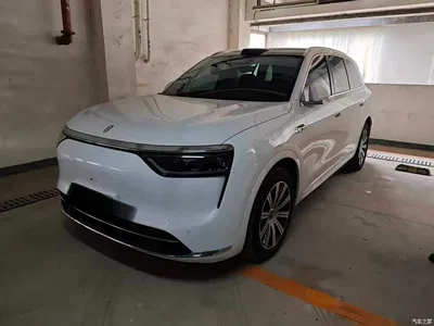 2025 AITO Wenjie AITO M8 Range Extender Max+ Edition 53.4kWh 5-seater, фото 1, лот 10278551