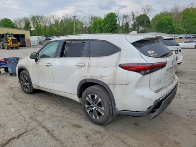 2022 TOYOTA HIGHLANDER XLE, фото 2, лот 10556963