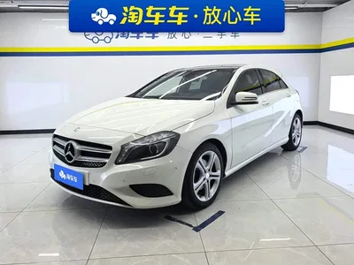 2013 Mercedes-Benz A-Class (Import) A 200 Urban, фото 1, лот 10435382