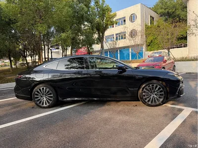 2025 Geely Galaxy Galaxy Xingyao 8 Model 60km EM-i Luxury Edition, фото 4, лот 11195801