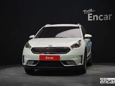 2018 Kia Niro Prestige, фото 3, лот 10183590