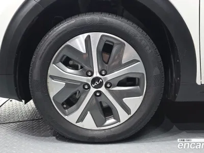 2024 Kia Niro Light (Taxi Trim), фото 4, лот 10079577
